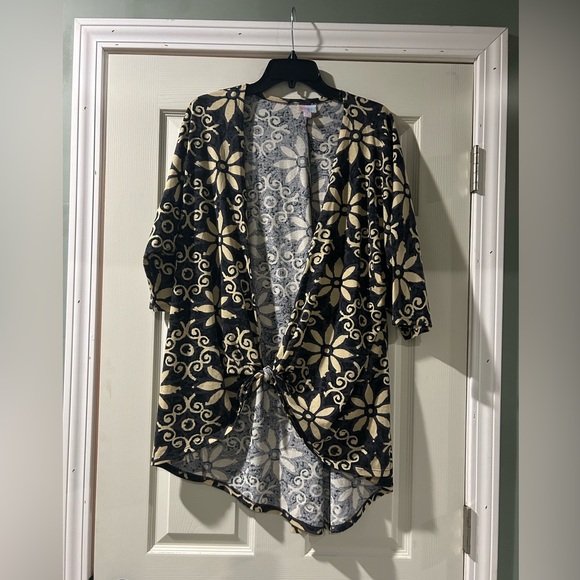 Cardigan - Picture 1 of 2